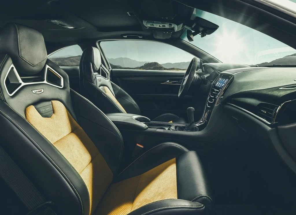 Cadillac ATS-V (2016)