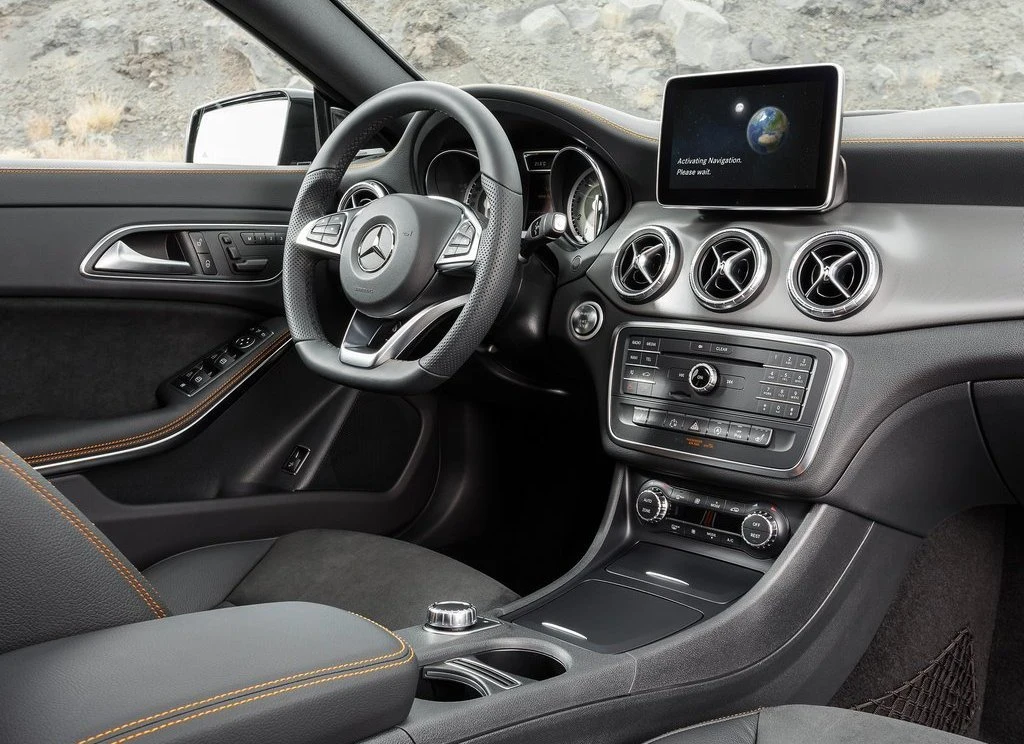Mercedes CLA Shooting Brake (2016) Mercedes CLA Shooting Brake (2016)