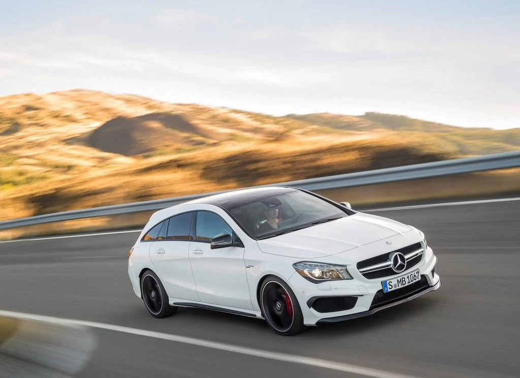Mercedes CLA 45 AMG Shooting Brake (2016) Mercedes CLA 45 AMG Shooting Brake (2016)