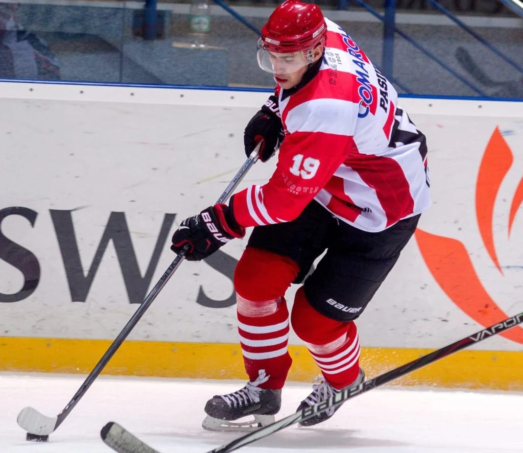 Grzegorz Pasiut, hokeista Comarch Cracovii Grzegorz Pasiut, hokeista Comarch Cracovii