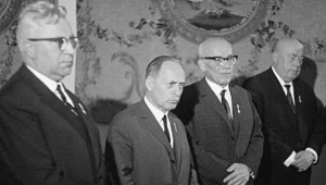 Edward Ochab, Czesław Wycech (drugi z lewej), Władysław Gomułka, Józef Cyrankiewicz, lata 60.