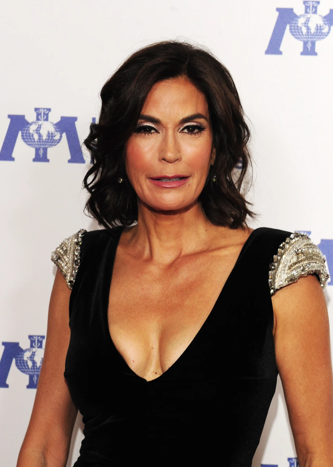Teri Hatcher była w dzieciństwie molestowana seksualnie Teri Hatcher była w dzieciństwie molestowana seksualnie