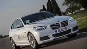 BMW 5GT e-Drive. Tego auta nawet nie trzeba tankować!