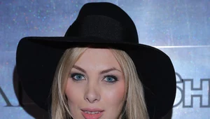 Książka Charlize Mystery na pewno pomoże ci w dobraniu idealnych jeansów