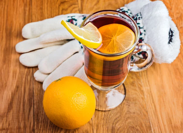 Gorąca herbata z cytryną nie pomoże w walce z chorobą