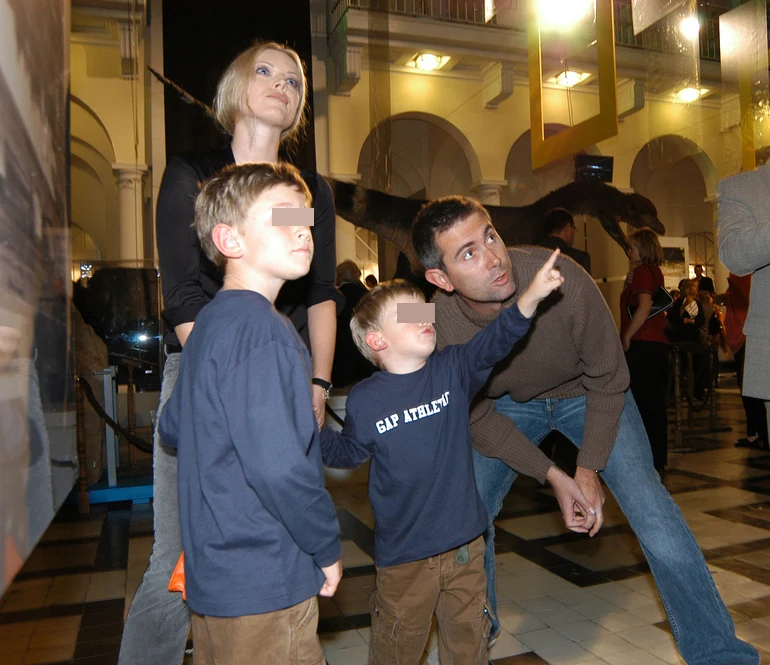 Anna Maria Jopek i Marcin Kydryński z synami