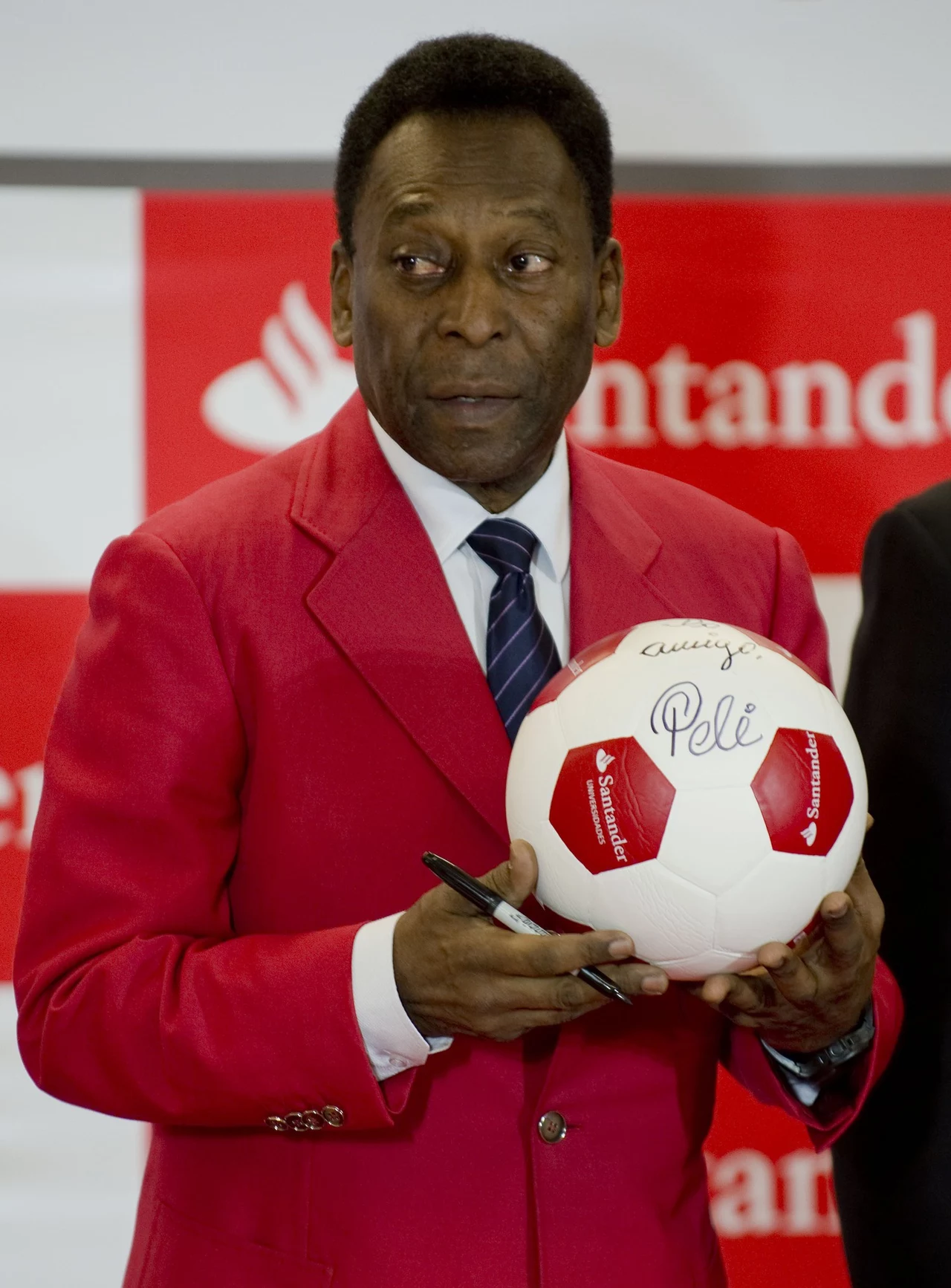 Pele już czuje się lepiej Pele już czuje się lepiej