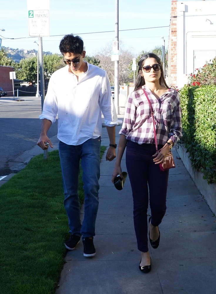 Fredia Pinto i Dev Patel Fredia Pinto i Dev Patel