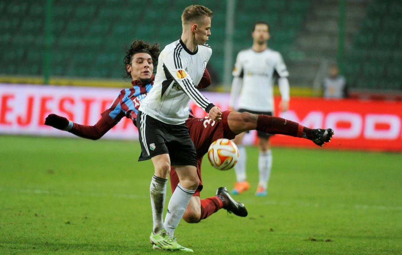 Legia pokonała Trabzonspor. Szkoda, że kibice tego nie widzieli. Legia pokonała Trabzonspor. Szkoda, że kibice tego nie widzieli.