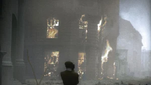 Kadr z filmu "Powstanie Warszawskie", zdjęcie ilustracyjne