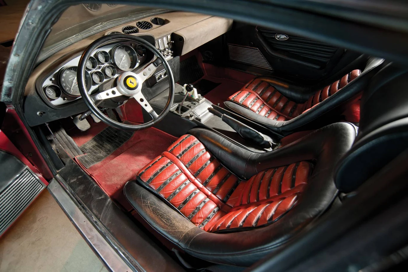 Ferrari 365 GTB/4 Daytona (1971)