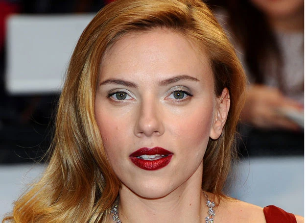 Scarlett Johansson dwukrotnie została uznana za Najseksowniejszą Kobietę Świata