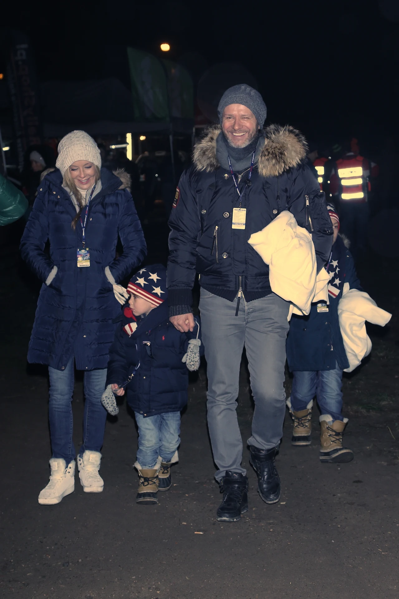 Małgorzata Rozenek i Radek Majdan z dziećmi