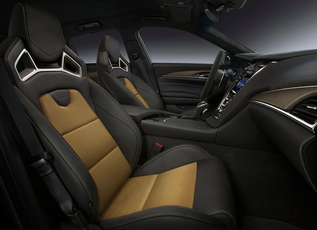Cadillac CTS-V (2015)