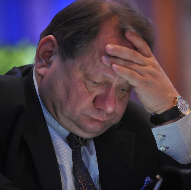 Ryszard Kalisz nie skomentował jeszcze "afery chodnikowej" Ryszard Kalisz nie skomentował jeszcze "afery chodnikowej"