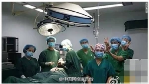 Jedno z feralnych "selfie", fot. http://edition.cnn.com