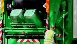 W Rzeszowie pojawiły się nowoczesne kontenery na śmieci. Zdjęcie ilustracyjne.