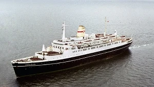 Flagowy transatlantyk Polskich Linii Oceanicznych "Stefan Batory" (lata 70. XX wieku)