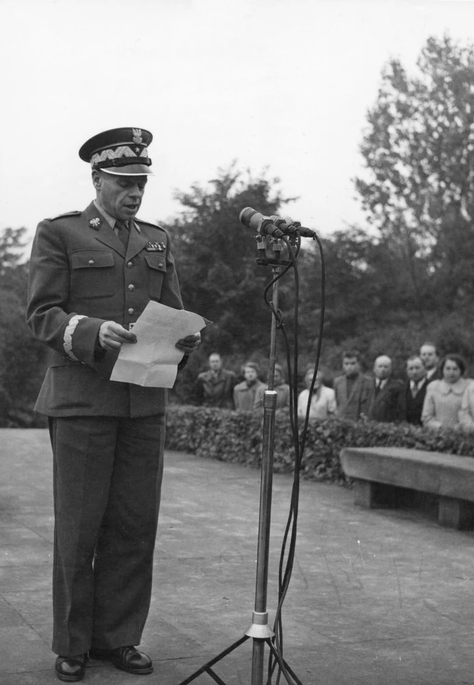Generał Wacław Komar w czasach PRL Generał Wacław Komar w czasach PRL