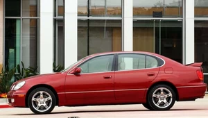 Lexus GS 1998. Jest lepszy niż "okular" i BMW 5. Kosztuje 20 tys. zł 