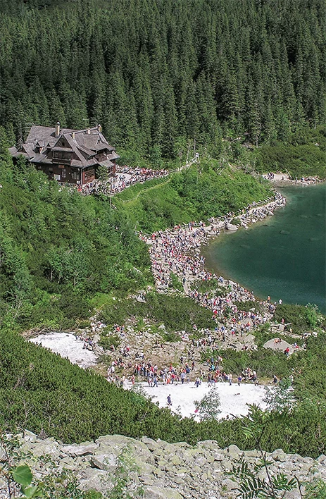 Największe natężenie ruchu turystycznego przypada na sierpień (fot. A. Śliwiński)