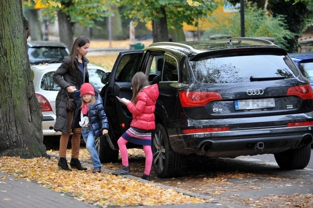 Marta Kaczyńska z córkami Marta Kaczyńska z córkami