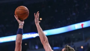 Marcin Gortat wśród graczy Bulls