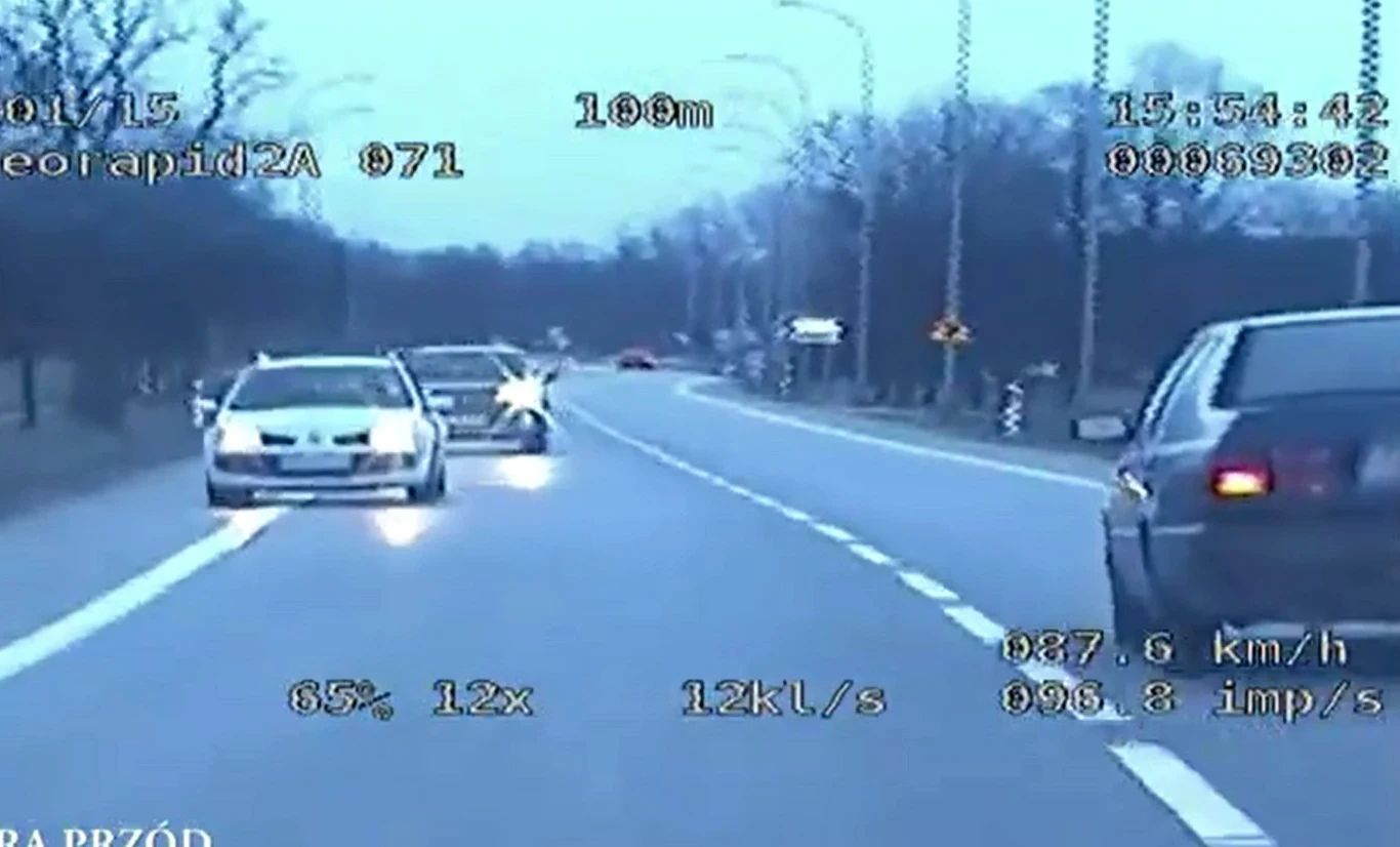 Pościg za pijanym kierowcą Pościg za pijanym kierowcą