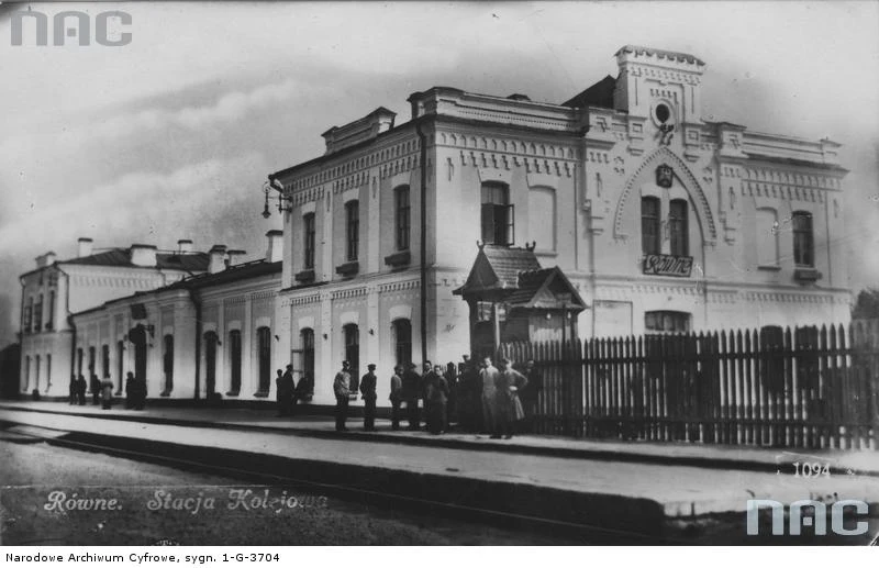 Równe. Dworzec kolejowy