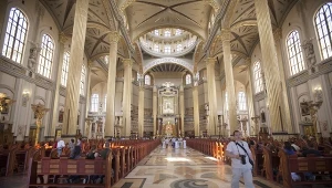 Duchowni chcą przypomnieć, że niedziela powinna być dniem wolnym od pracy