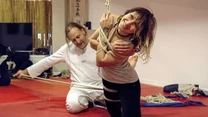 Dziś każdy może uczestniczyć w warsztatach Kinbaku Shibari