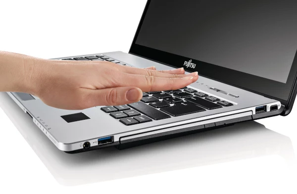 Fujitsu Lifebook S935