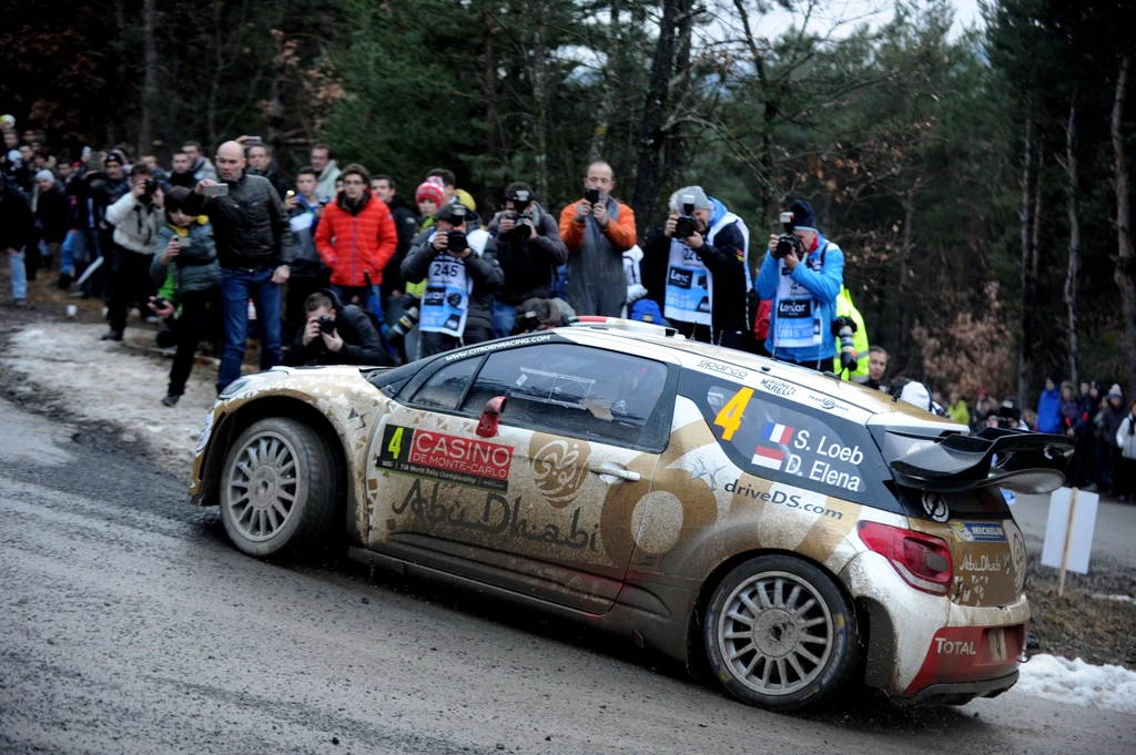 Sebastien Loeb na trasie odcinka testowego