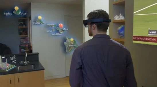 Microsoft HoloLens - czy tak będą wyglądały komputery jutra?