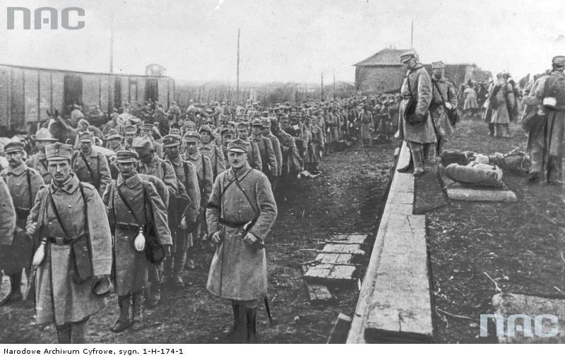 Odjazd z Krakowa 2 i 3 pułku II Brygady Legionów Polskich na front, 01.10.1914