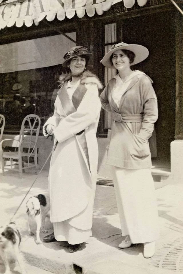 Coco ze swoją ciotką (1913 rok)