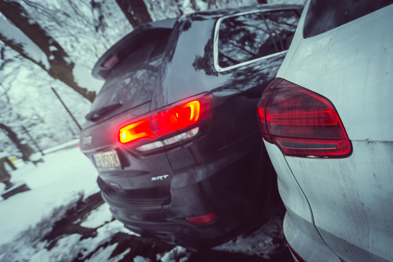 Jeep Grand Cherokee SRT czy Porsche Cayenne S? Jeep Grand Cherokee SRT czy Porsche Cayenne S?