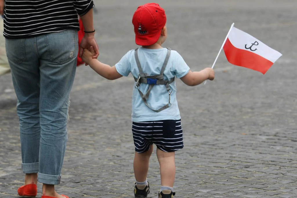 Dwieście lat walki o dobro i niepodległość ojczyzny, okupione często śmiercią, wpisało się w nasze DNA, czyli weszło na poziom biologiczny