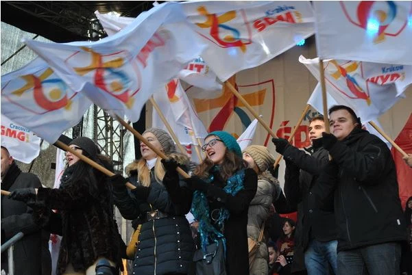 W lipcu 2014 r. zaprezentowano logo ŚDM; 6 stycznia 2015 r. miała miejsce premiera hymnu "Błogosławieni miłosierni"