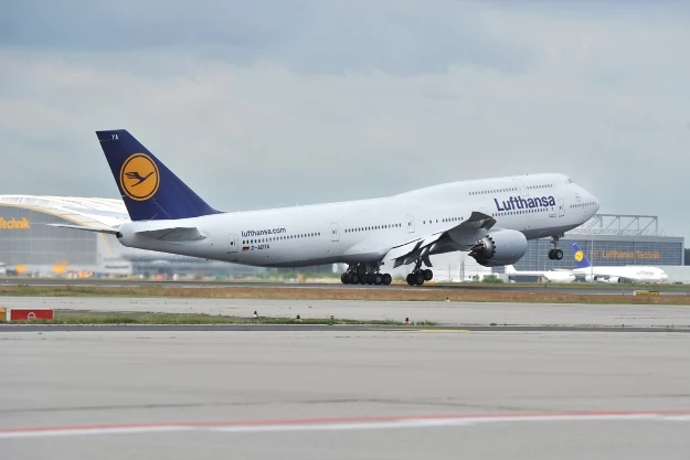 Boeing 747-8 w barwach Lufthansy