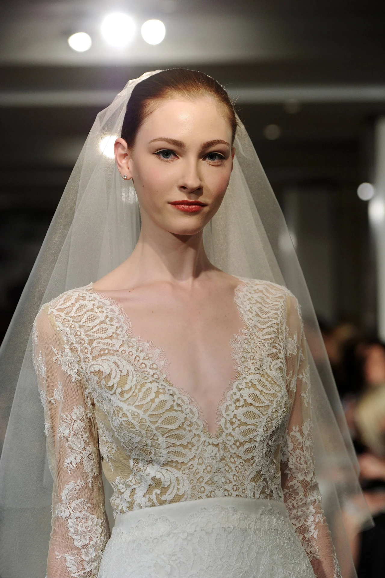 Moda ślubna według domu mody Caroliny Herrery Moda ślubna według domu mody Caroliny Herrery