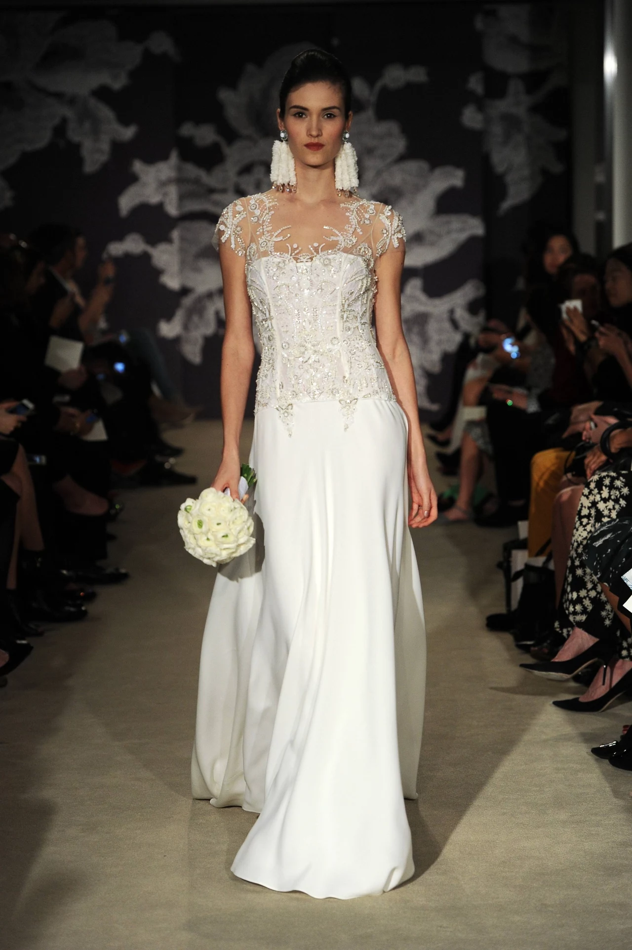 Moda ślubna według domu mody Caroliny Herrery Moda ślubna według domu mody Caroliny Herrery
