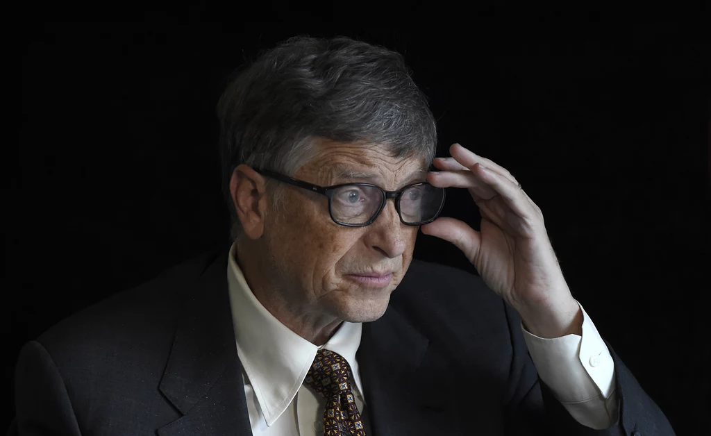 Wielkie umysły tego świata są zaniepokojone rozwojem sztucznej inteligencj. Także Bill Gates