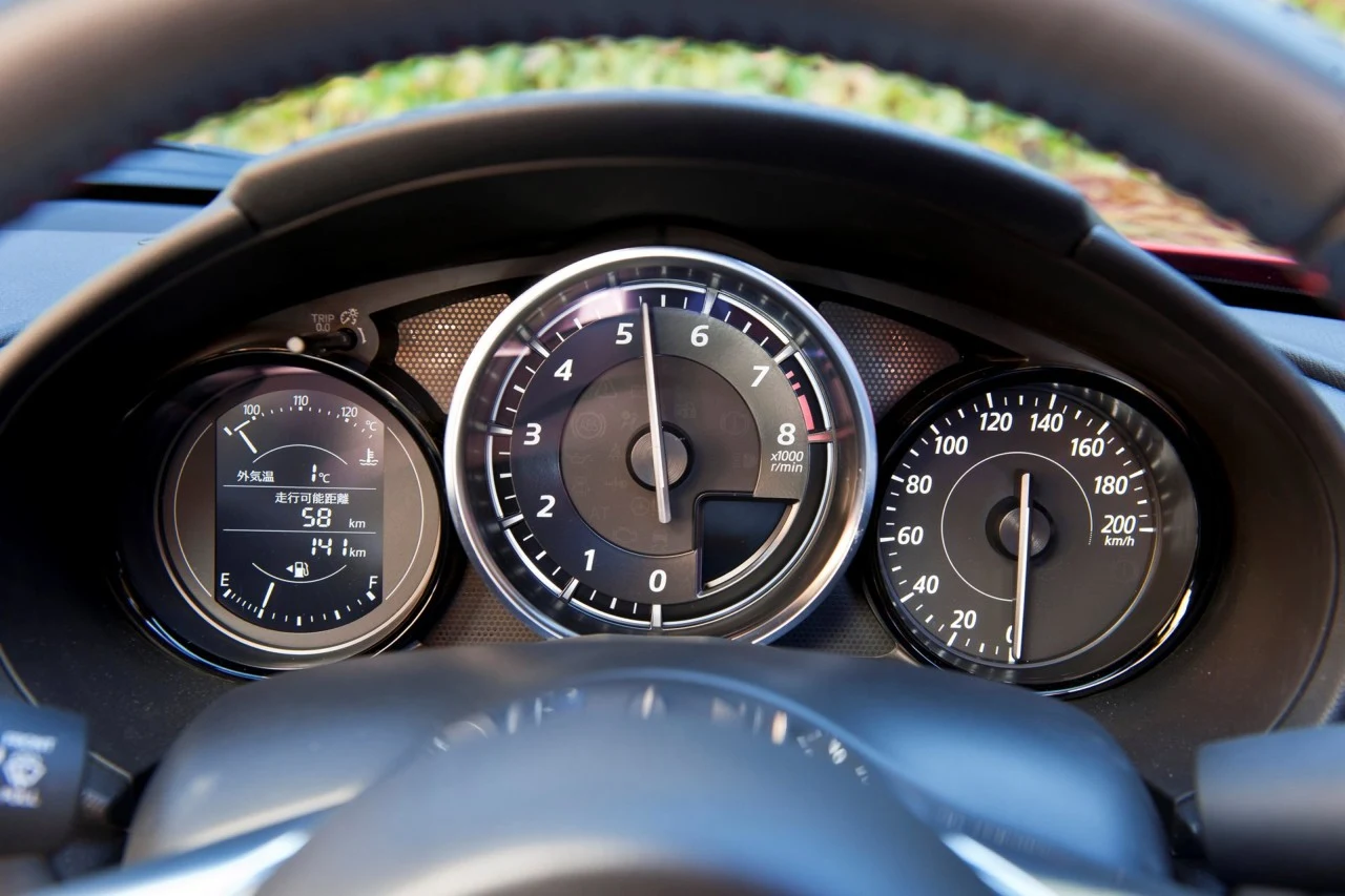 Mazda MX-5 ND (2015)