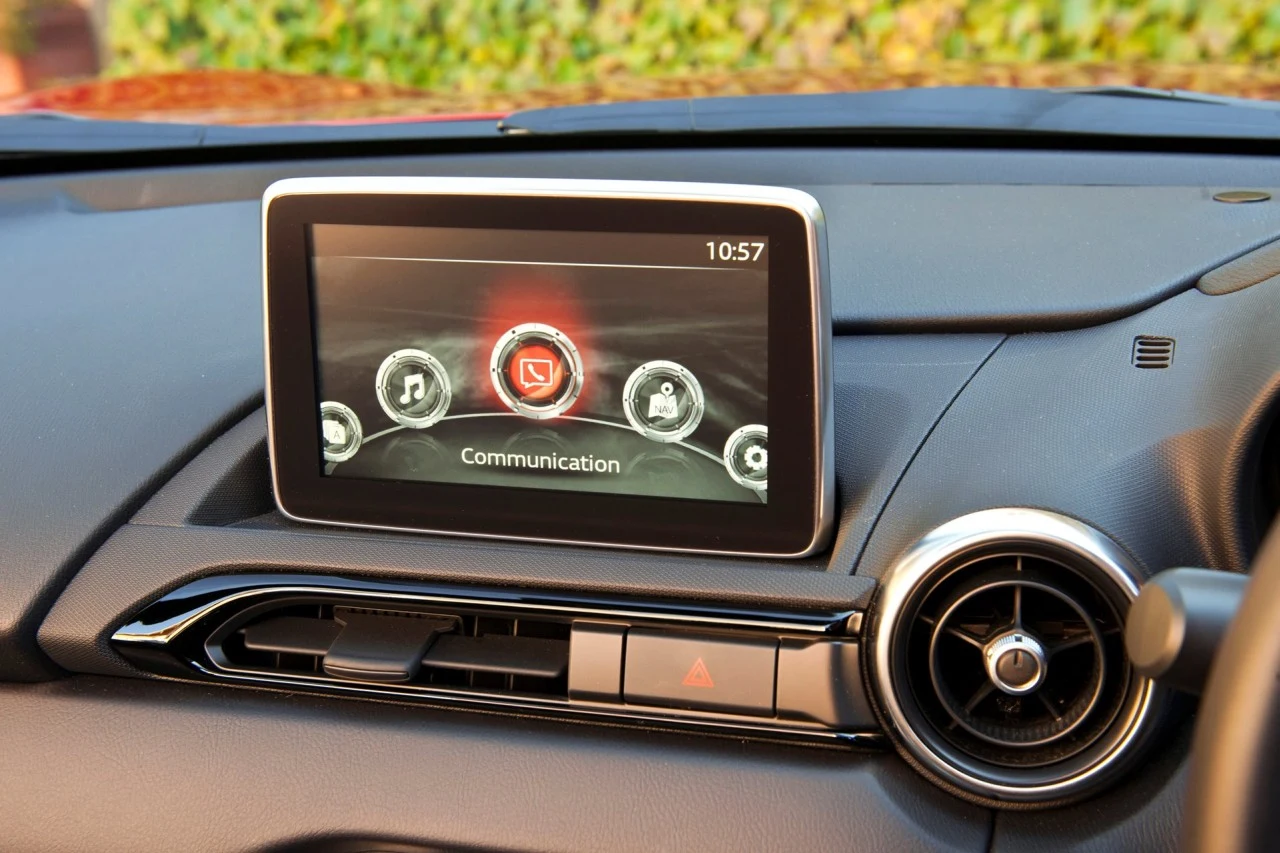 Mazda MX-5 ND (2015)