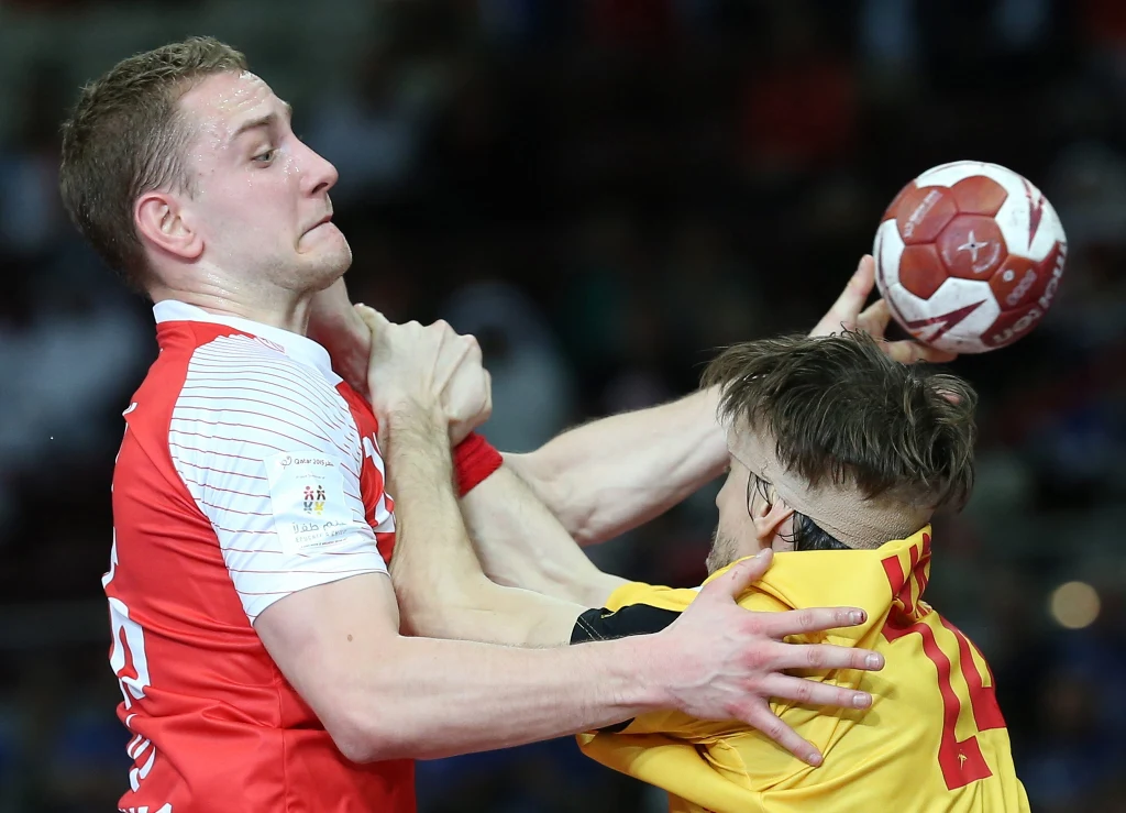 Polscy piłkarze ręczni walczyli z Hiszpanią o brąz MŚ w Katarze i wygrali po szalonym boju z dogrywką 29-28! Emocje sięgały zenitu! Polscy piłkarze ręczni walczyli z Hiszpanią o brąz MŚ w Katarze i wygrali po szalonym boju z dogrywką 29-28! Emocje sięgały zenitu!