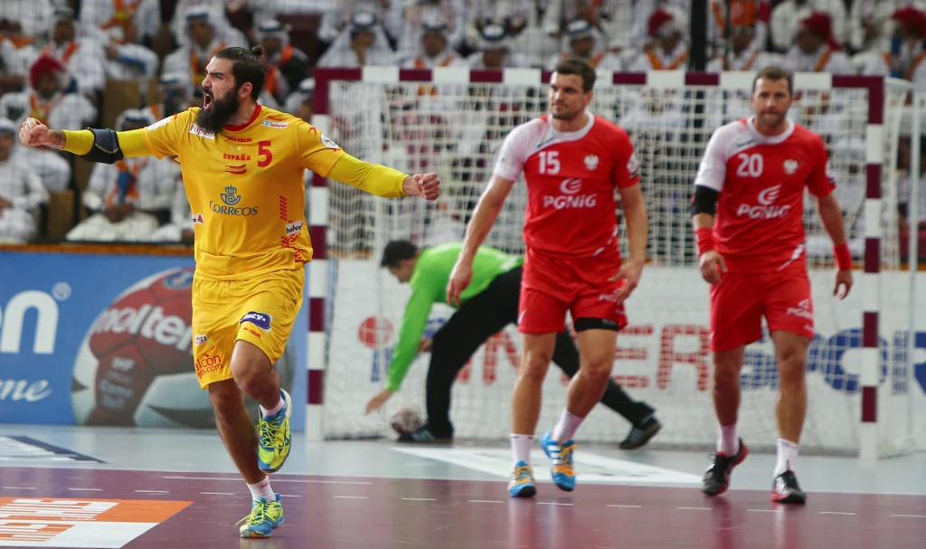 Polscy piłkarze ręczni walczyli z Hiszpanią o brąz MŚ w Katarze i wygrali po szalonym boju z dogrywką 29-28! Emocje sięgały zenitu! Polscy piłkarze ręczni walczyli z Hiszpanią o brąz MŚ w Katarze i wygrali po szalonym boju z dogrywką 29-28! Emocje sięgały zenitu!