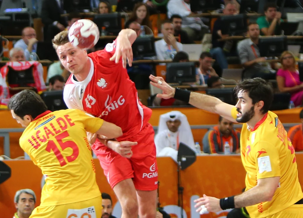 Polscy piłkarze ręczni walczyli z Hiszpanią o brąz MŚ w Katarze i wygrali po szalonym boju z dogrywką 29-28! Emocje sięgały zenitu! Polscy piłkarze ręczni walczyli z Hiszpanią o brąz MŚ w Katarze i wygrali po szalonym boju z dogrywką 29-28! Emocje sięgały zenitu!