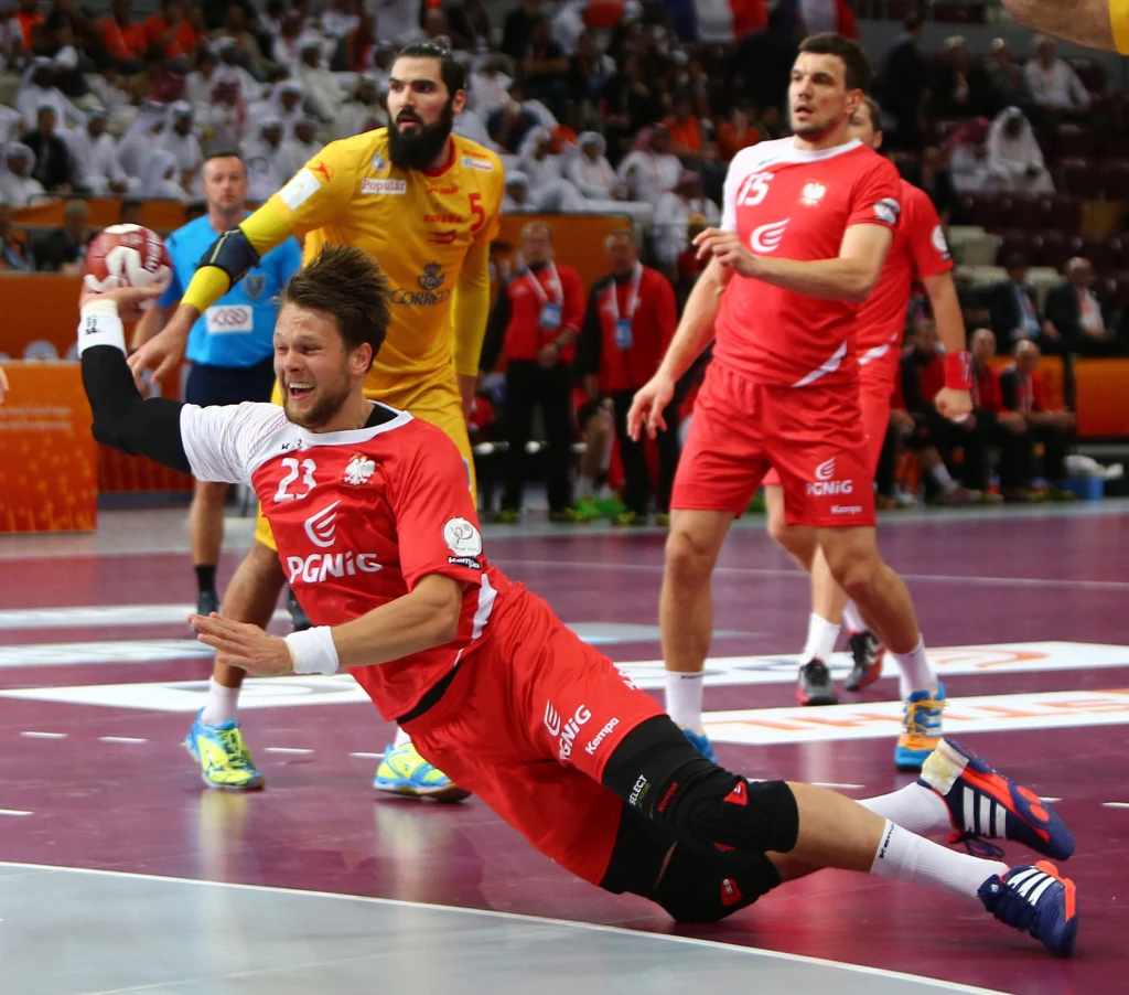 Polscy piłkarze ręczni walczyli z Hiszpanią o brąz MŚ w Katarze i wygrali po szalonym boju z dogrywką 29-28! Emocje sięgały zenitu! Polscy piłkarze ręczni walczyli z Hiszpanią o brąz MŚ w Katarze i wygrali po szalonym boju z dogrywką 29-28! Emocje sięgały zenitu!