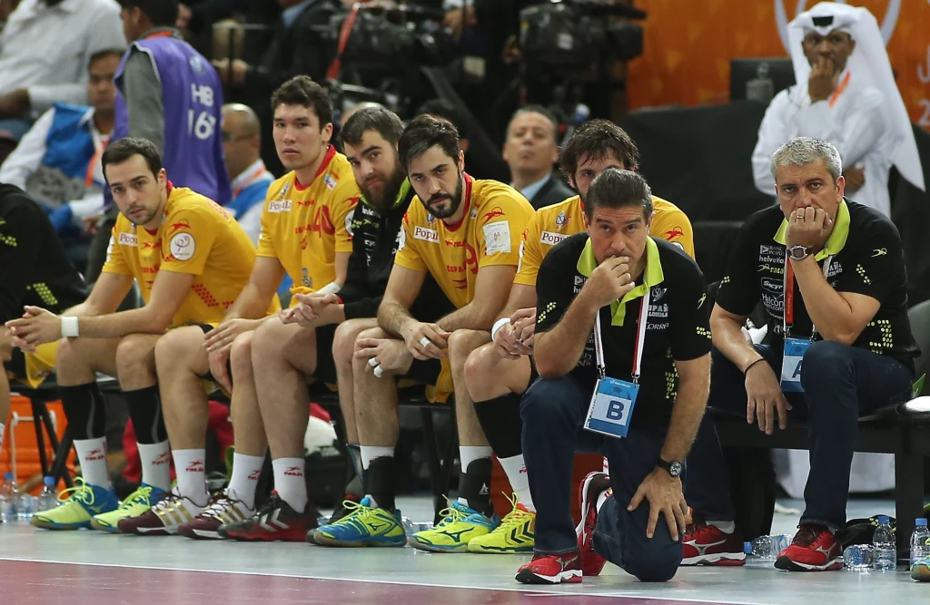 Polscy piłkarze ręczni walczyli z Hiszpanią o brąz MŚ w Katarze i wygrali po szalonym boju z dogrywką 29-28! Emocje sięgały zenitu! Polscy piłkarze ręczni walczyli z Hiszpanią o brąz MŚ w Katarze i wygrali po szalonym boju z dogrywką 29-28! Emocje sięgały zenitu!